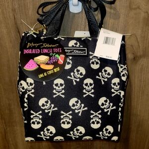 Betsey Johnson Crossbody Skull & Crossbones Lunch Bag - NEW